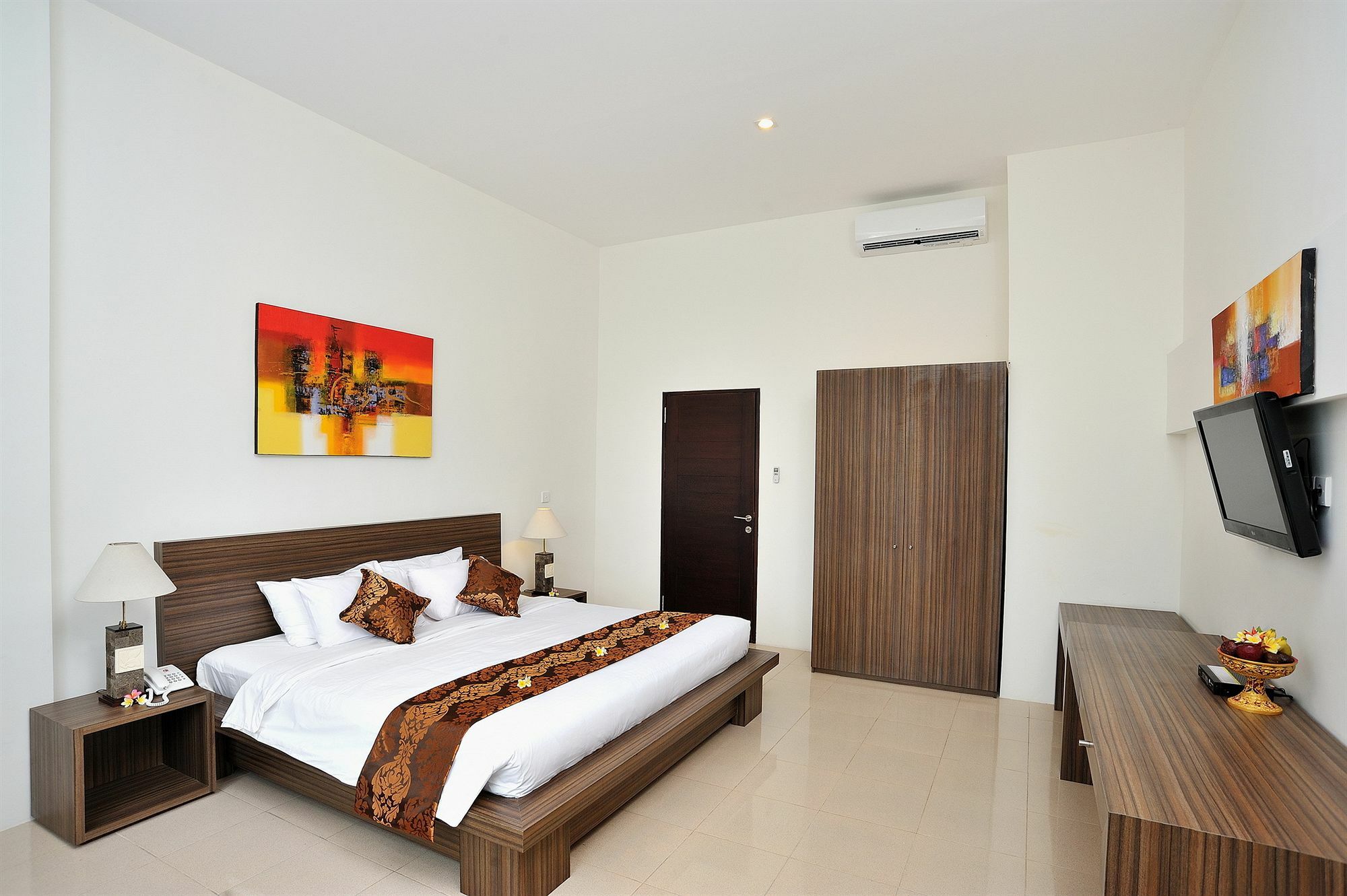 Ganga Hotel & Apartment Denpasar Exteriör bild
